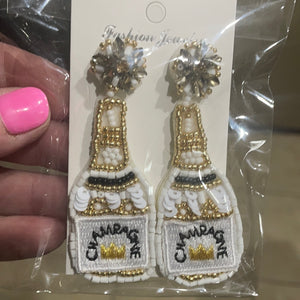 Champagne earrings(White)
