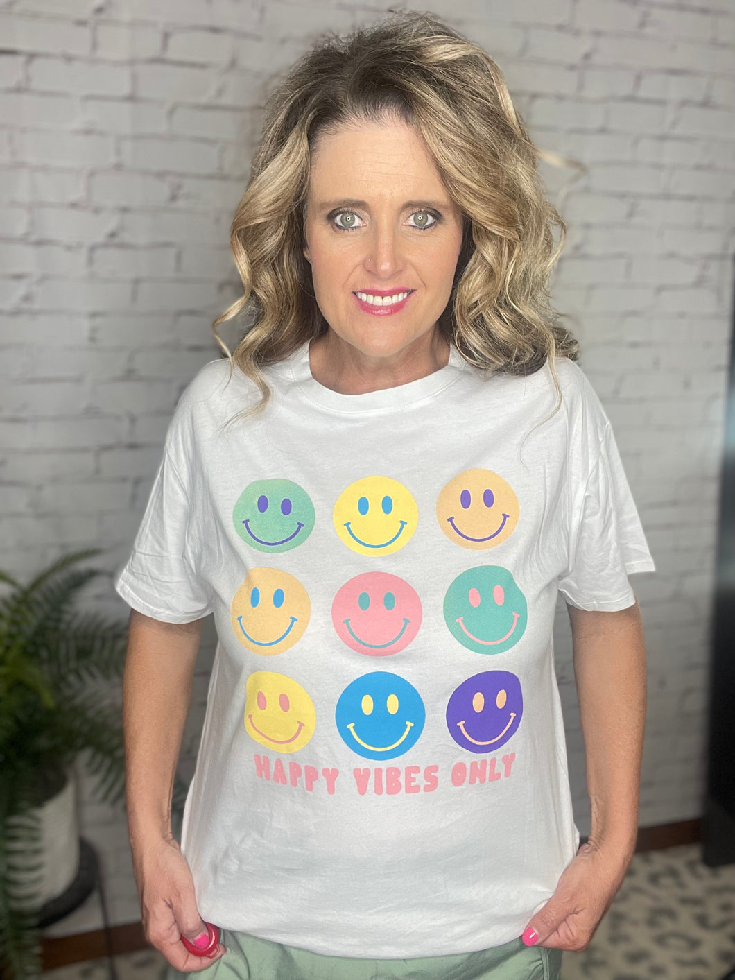 Happy Vibes Only tee(White)